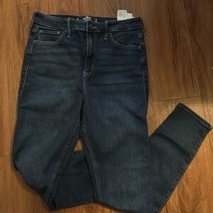 Hollister blue jeans, blue denim, ladies